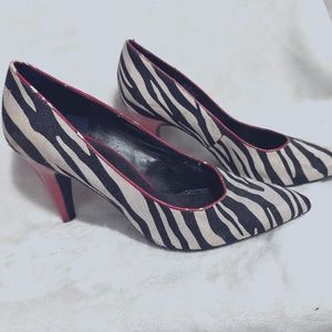 Womens pumps size 8.5